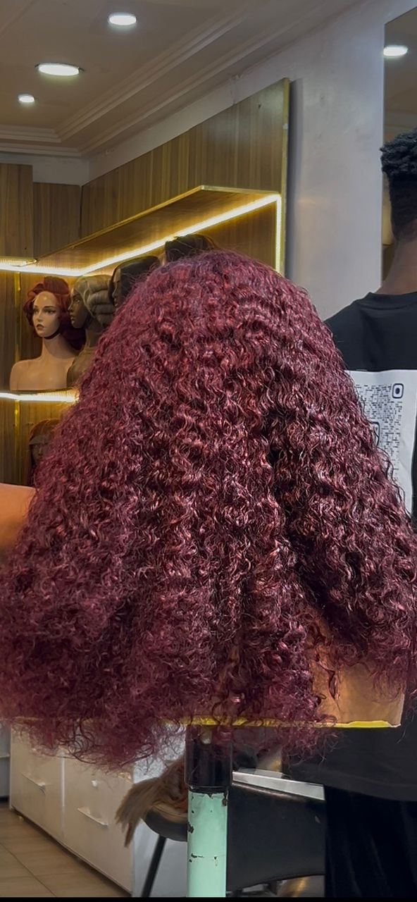 18 Inch Curly Brown Wig