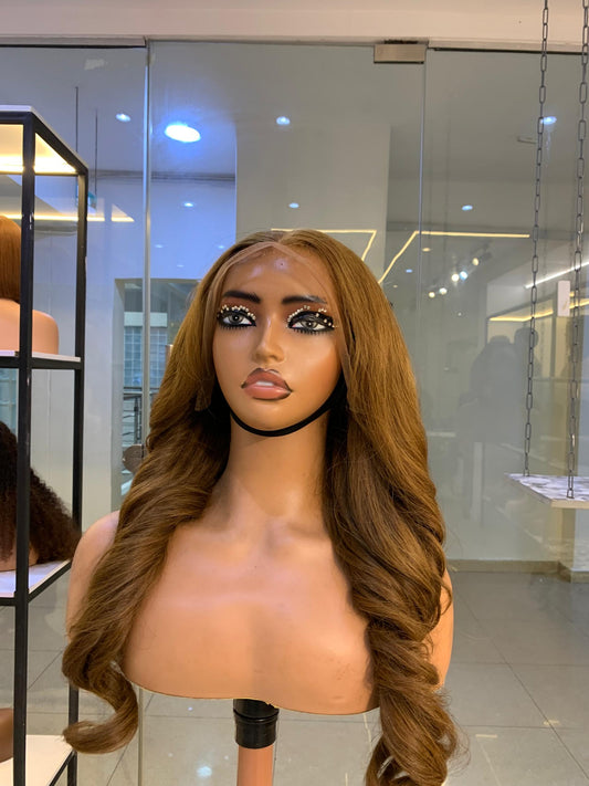 22 Honey Blonde Bouncy Wig