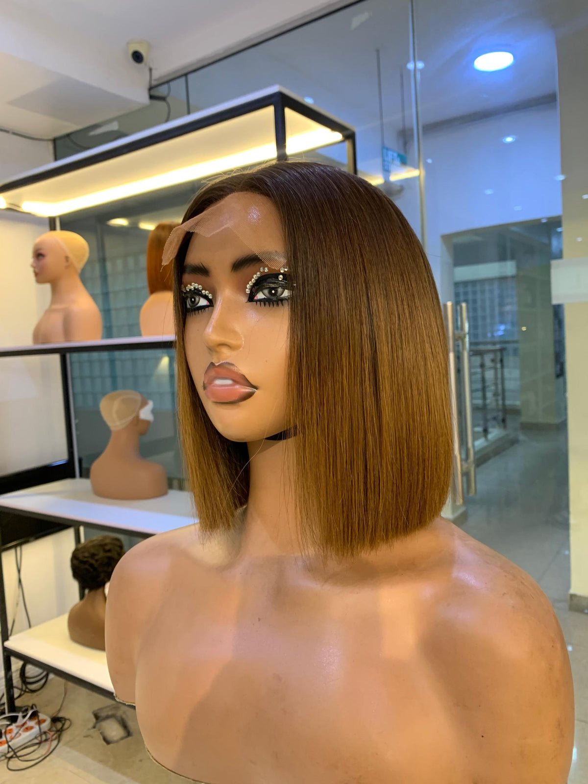 Bob wig 10 inches two tone brown