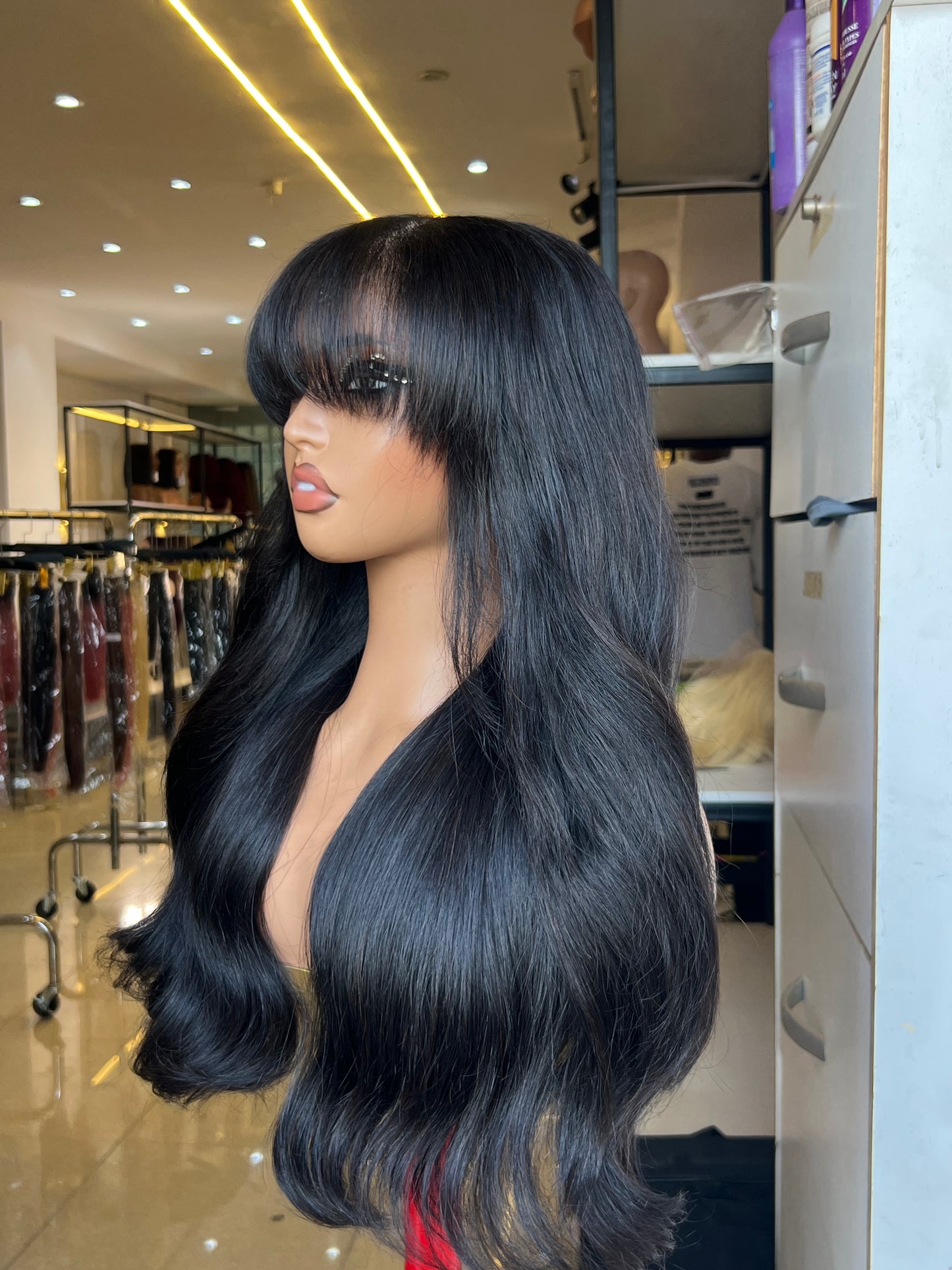 22 Inch Bouncy Fringe - Black