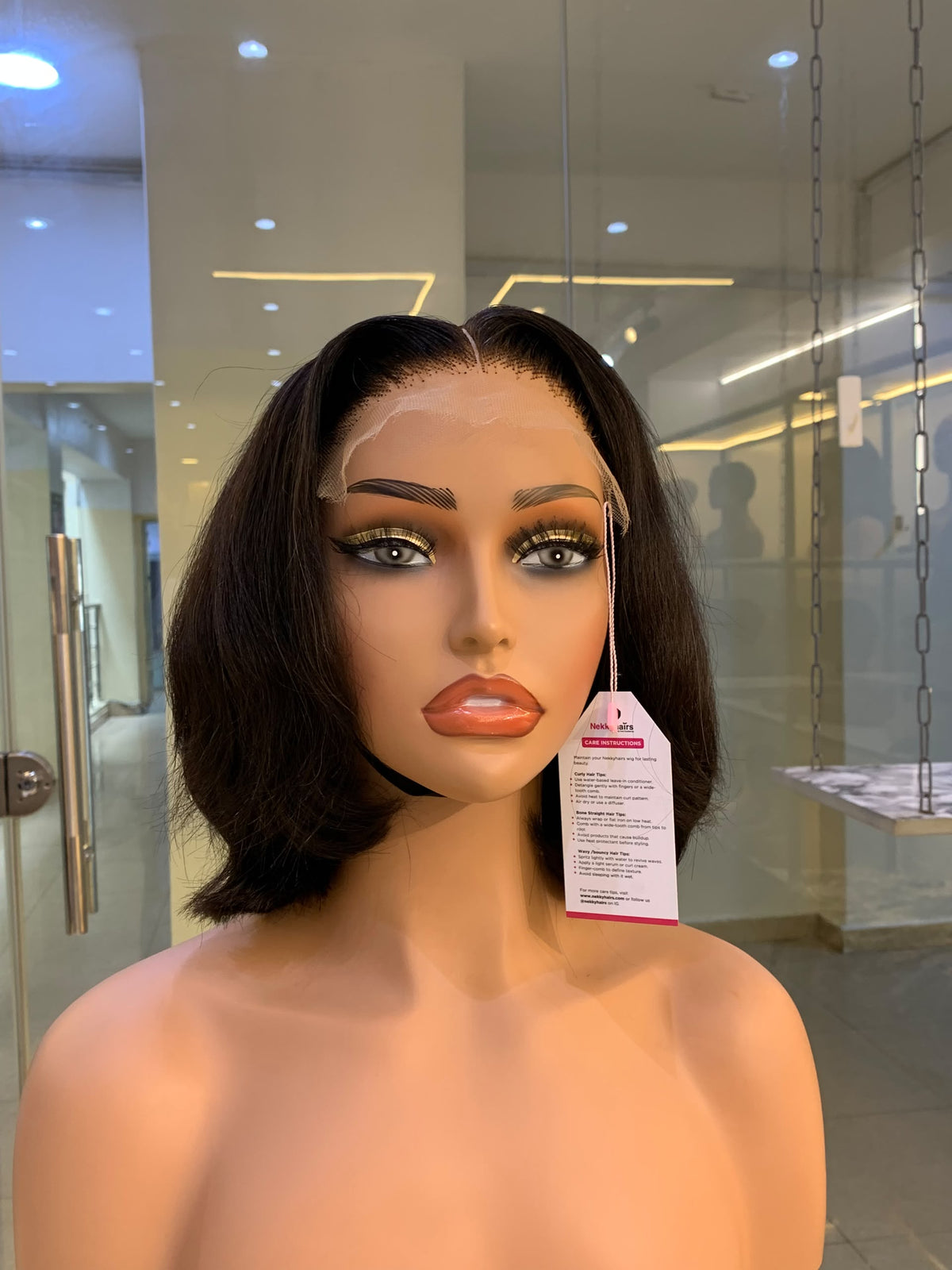 10-Inch Swoopy Bob Wig | Nekkyhairs